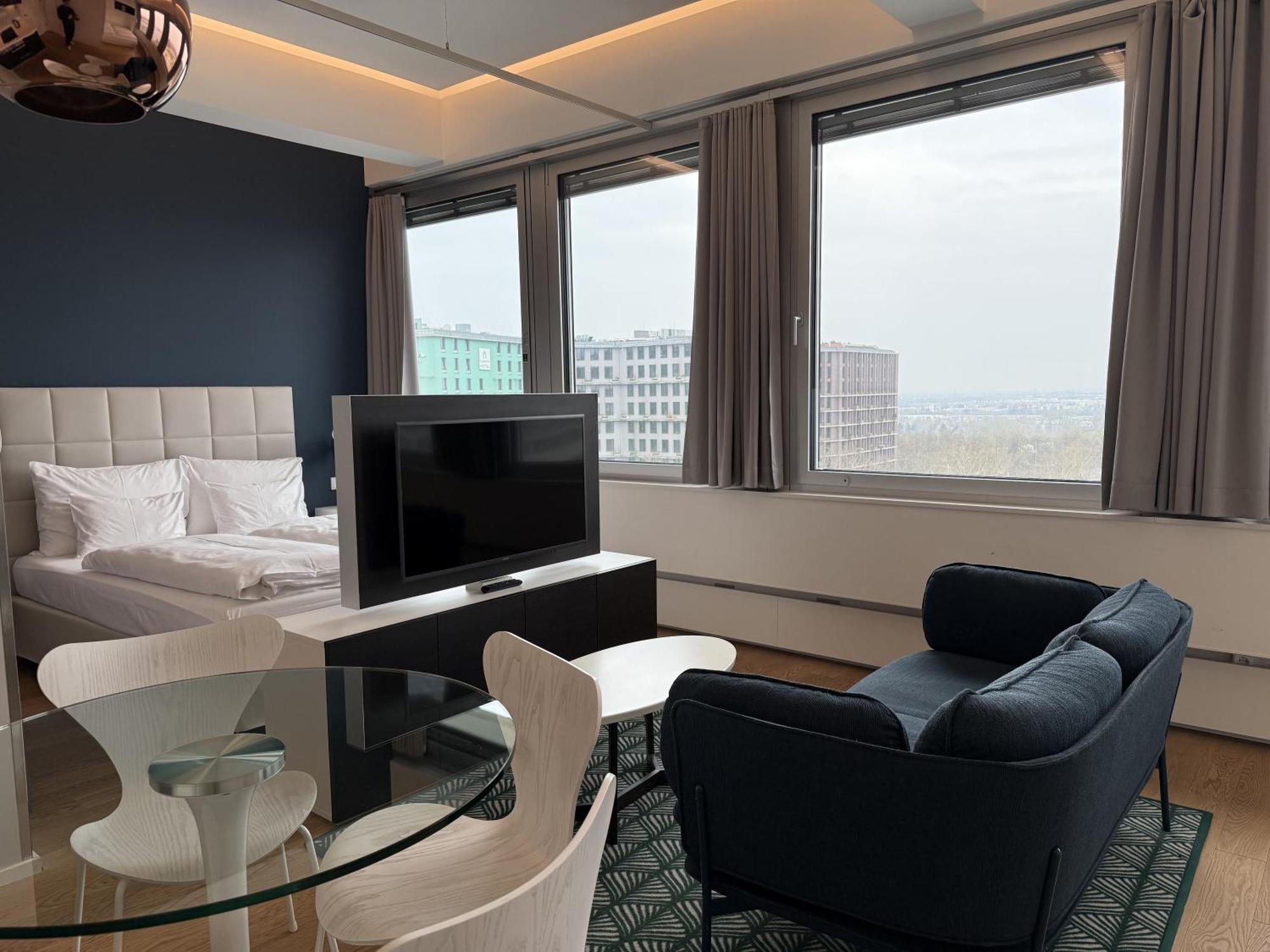 Penthouse-flair With Skyline-view Apartmán *